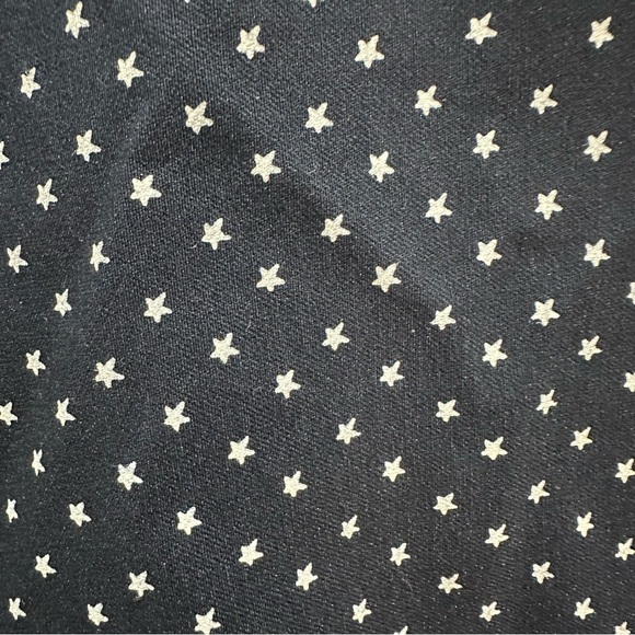 Attyre Woman's 8P Dark Blue Polka Dot Shorts - Picture 2 of 4